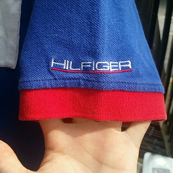 VINTAGE Tommy Hilfiger Color-Block Polo - Picture 4 of 6